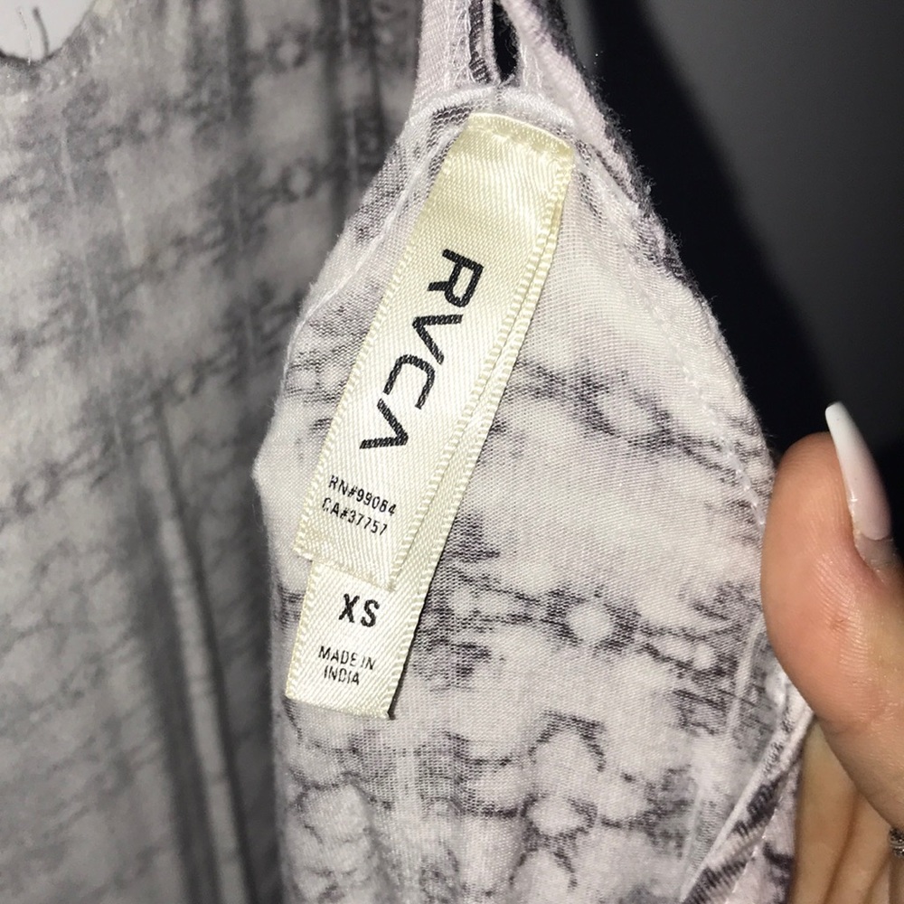 RVCA Dress - Picture 3 of 3